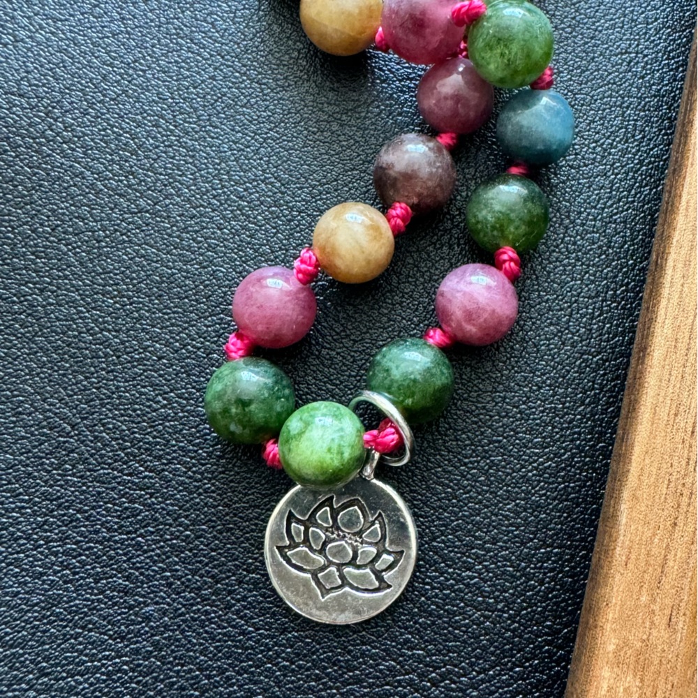 NWOT Mala Stone Bead Necklace with Tassel Posh Party Host Pick - Picture 4 of 5